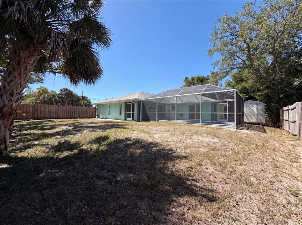 Active With Contract: $427,000 (3 beds, 2 baths, 1478 Square Feet)