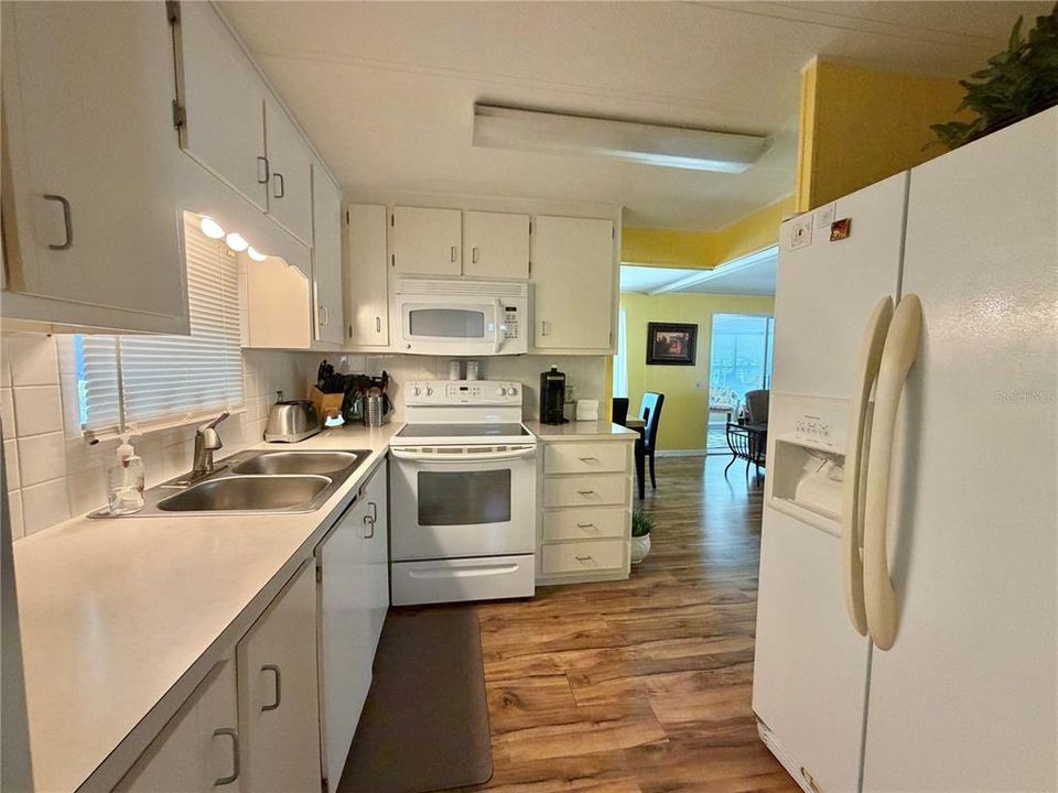 На продажу: $99,000 (1 спален, 1 ванн, 908 Квадратных фут)
