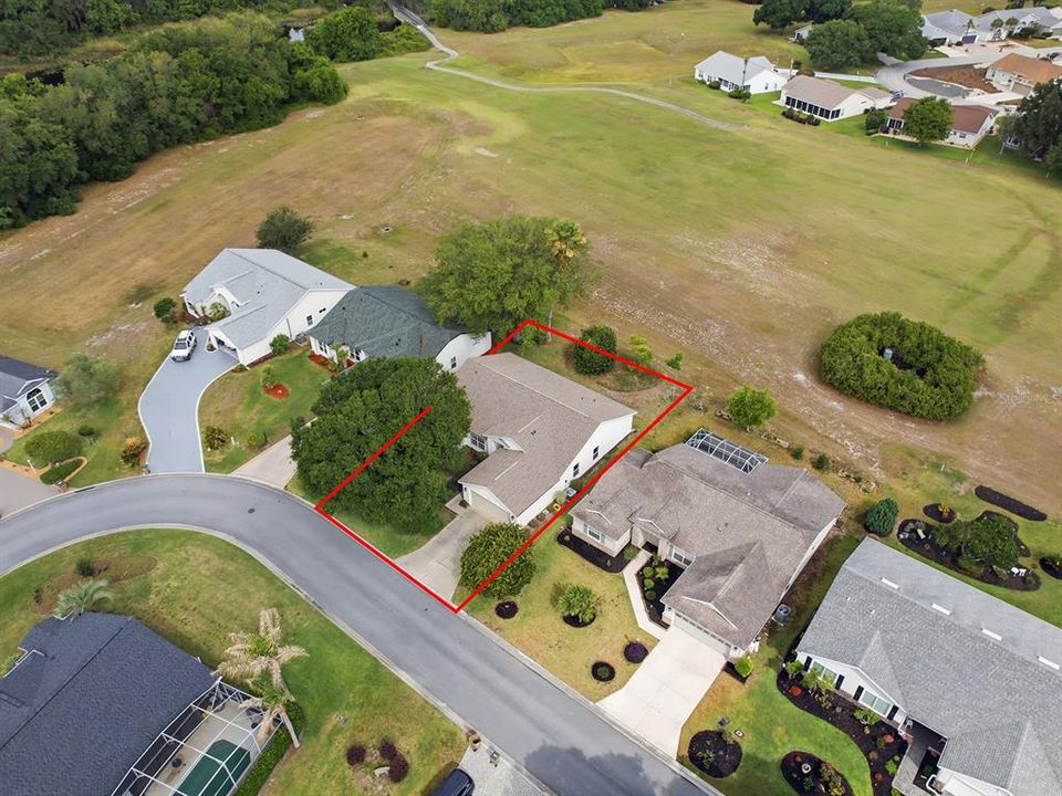 For Sale: $275,000 (3 beds, 2 baths, 1737 Square Feet)