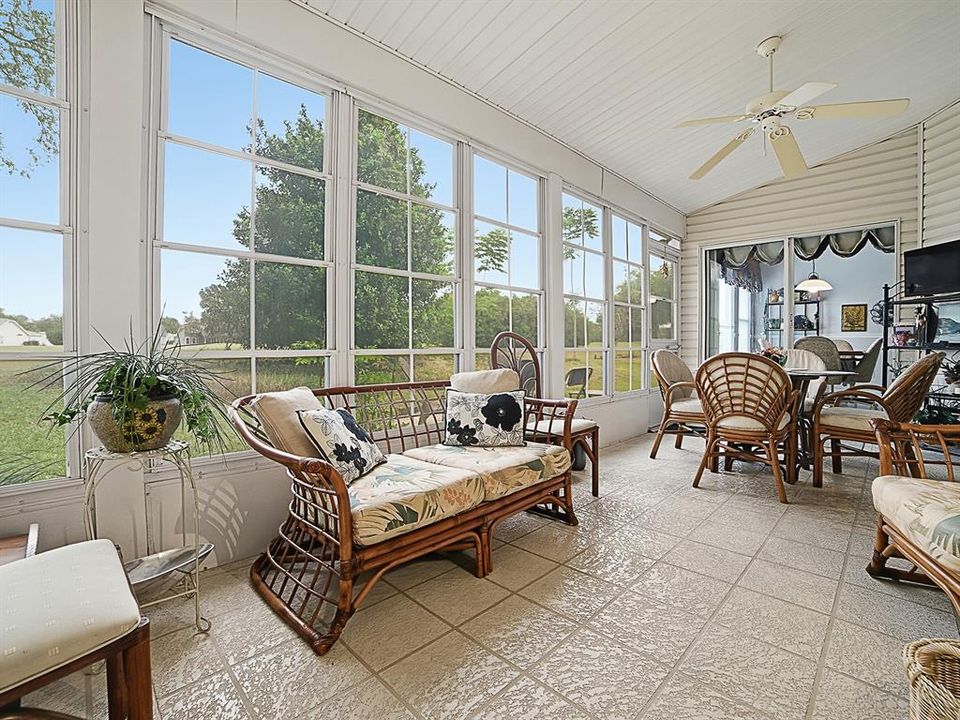 For Sale: $275,000 (3 beds, 2 baths, 1737 Square Feet)