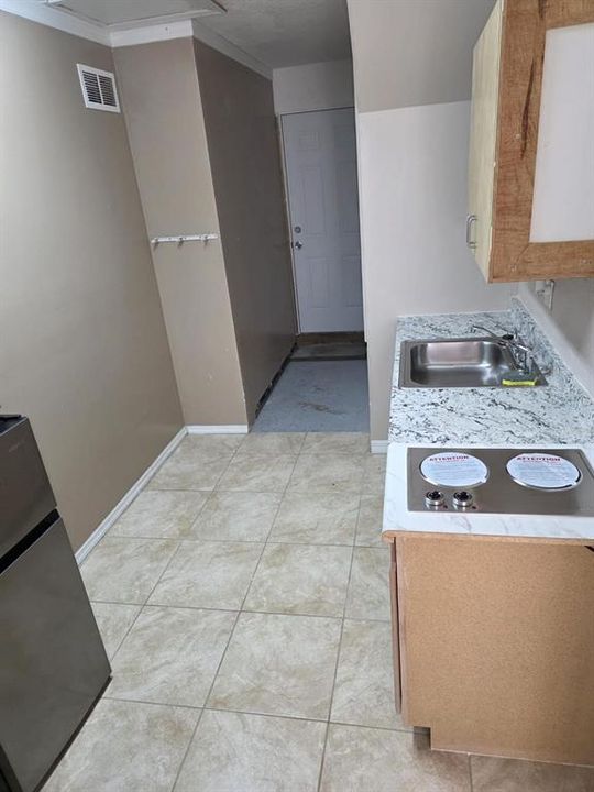 En Renta: $900 (1 camas, 1 baños, 215 Pies cuadrados)