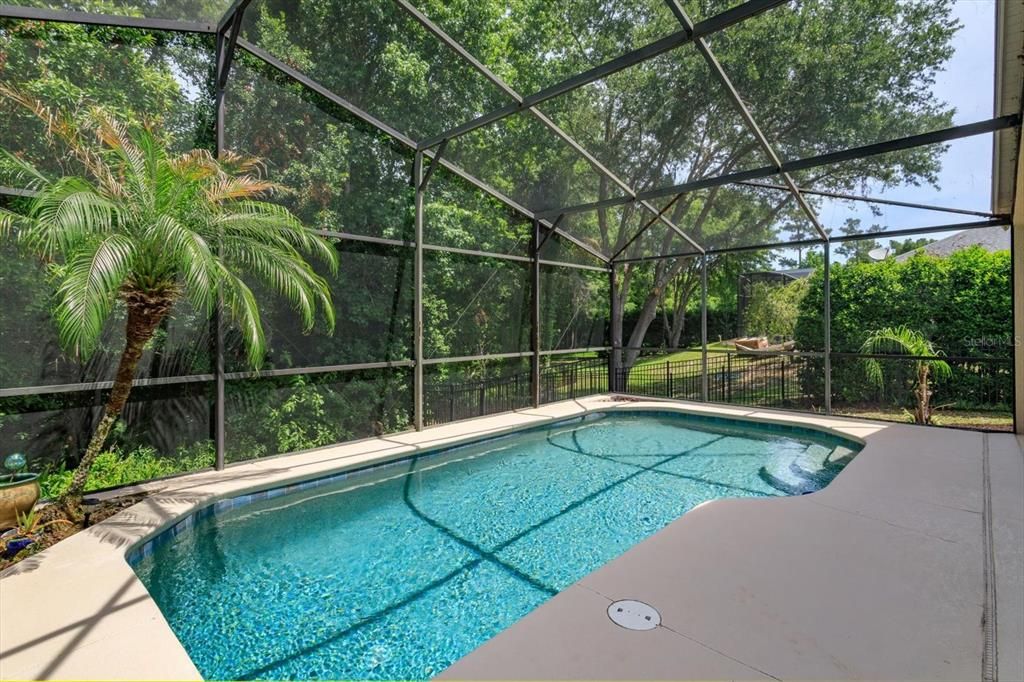 Activo con contrato: $540,000 (4 camas, 2 baños, 2060 Pies cuadrados)