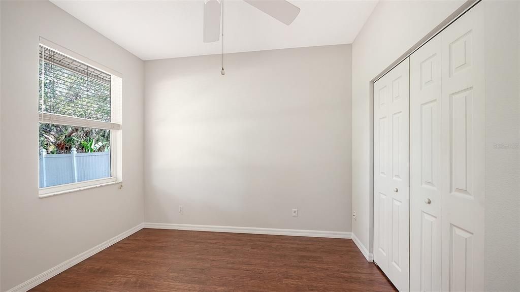Activo con contrato: $409,000 (3 camas, 2 baños, 1665 Pies cuadrados)