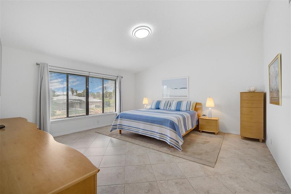 For Sale: $675,000 (3 beds, 2 baths, 2232 Square Feet)