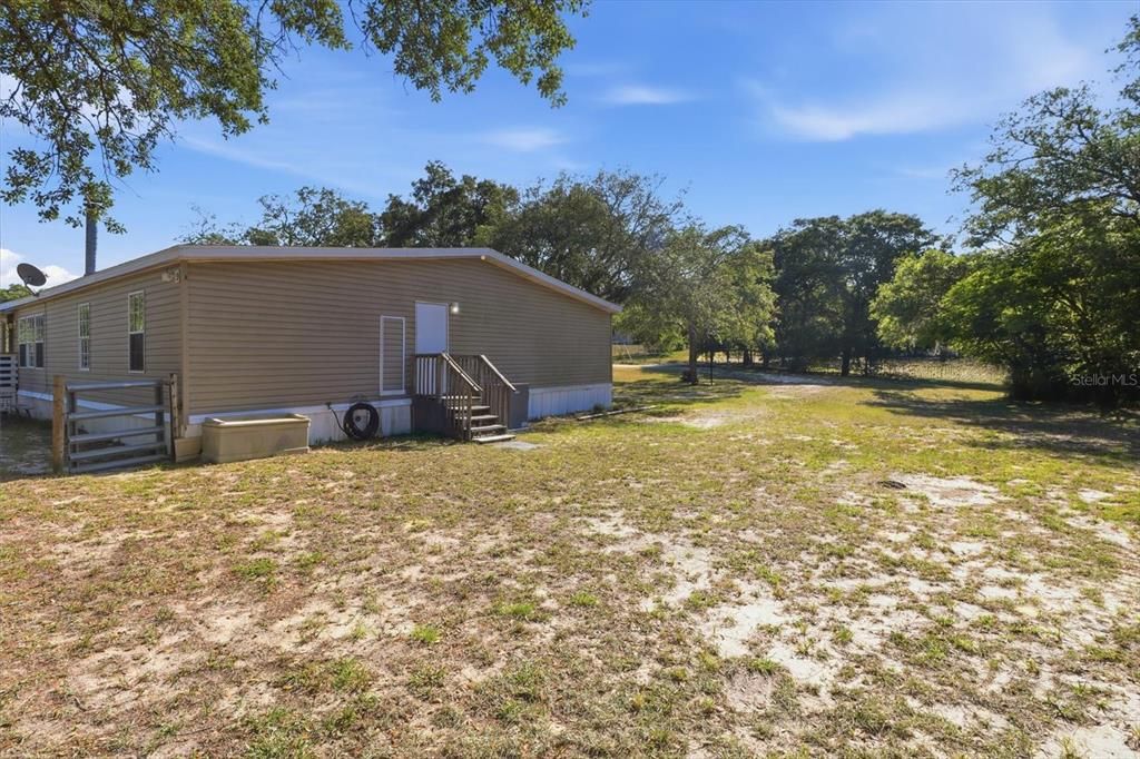 For Sale: $275,000 (4 beds, 2 baths, 2000 Square Feet)
