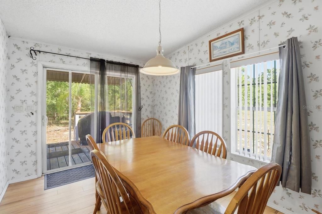 For Sale: $275,000 (4 beds, 2 baths, 2000 Square Feet)