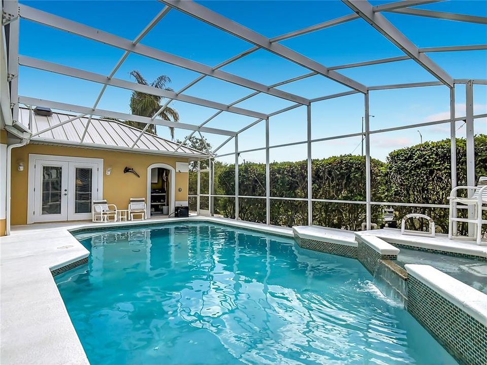 For Sale: $1,295,000 (3 beds, 2 baths, 2114 Square Feet)