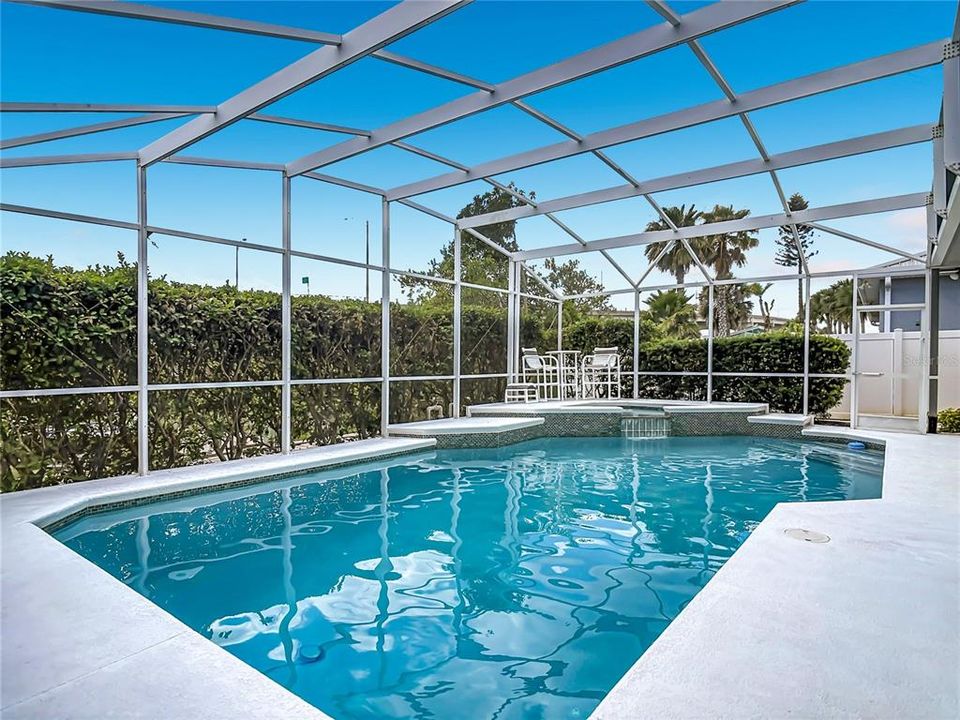 For Sale: $1,295,000 (3 beds, 2 baths, 2114 Square Feet)
