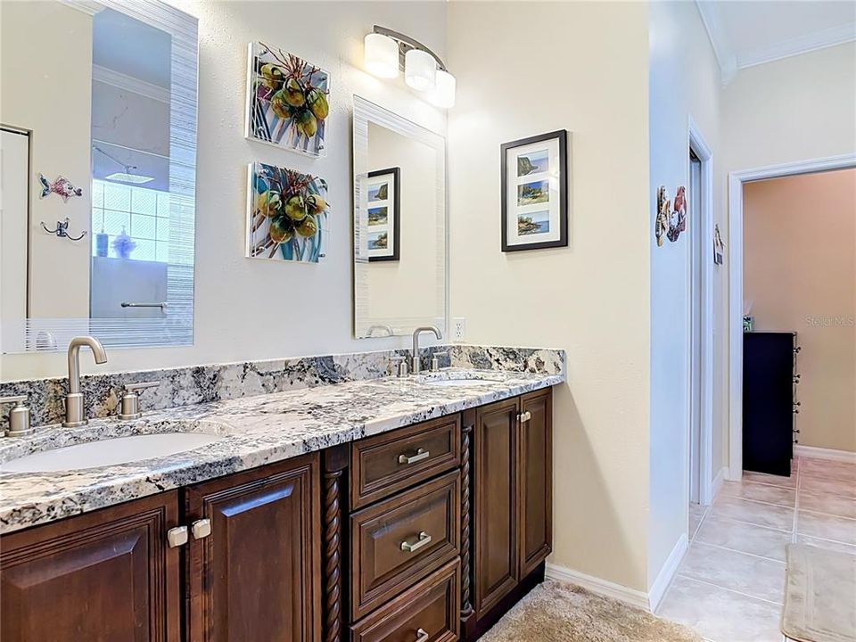 For Sale: $1,295,000 (3 beds, 2 baths, 2114 Square Feet)
