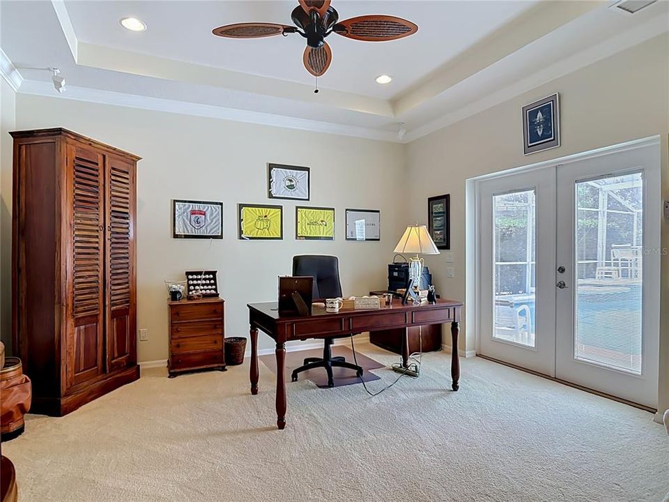 For Sale: $1,295,000 (3 beds, 2 baths, 2114 Square Feet)