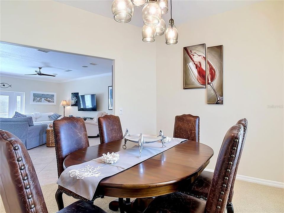 For Sale: $1,295,000 (3 beds, 2 baths, 2114 Square Feet)