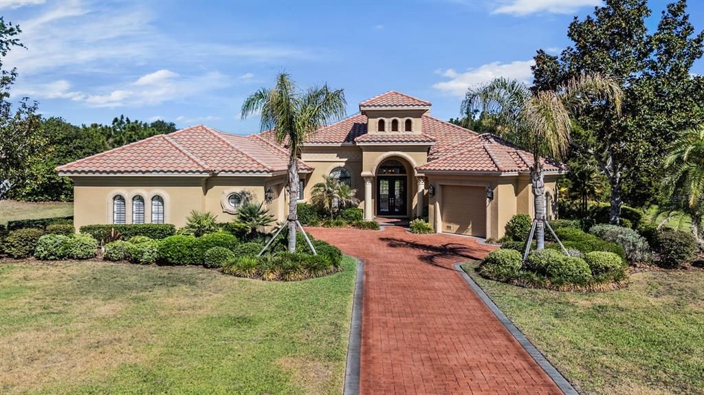 For Sale: $1,350,000 (3 beds, 3 baths, 3331 Square Feet)