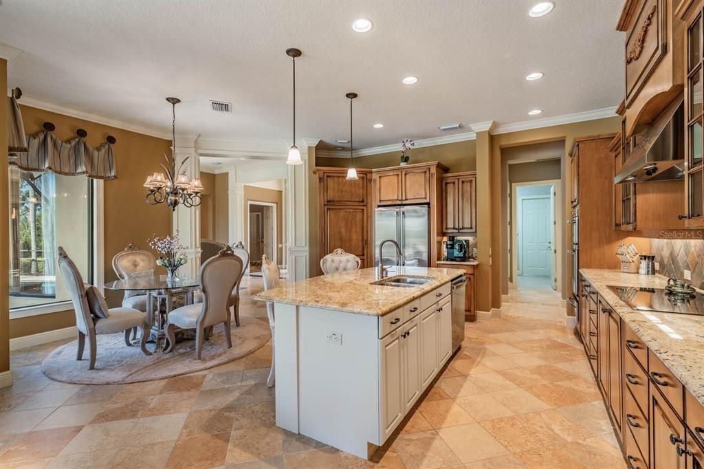 For Sale: $1,350,000 (3 beds, 3 baths, 3331 Square Feet)