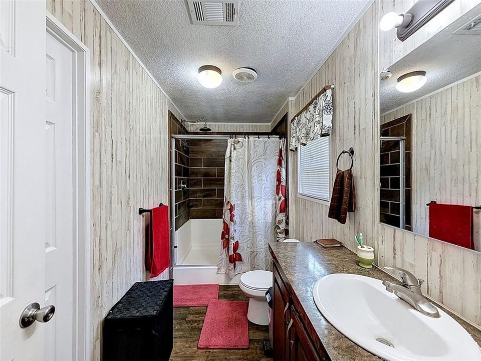 En Venta: $370,000 (3 camas, 2 baños, 1248 Pies cuadrados)