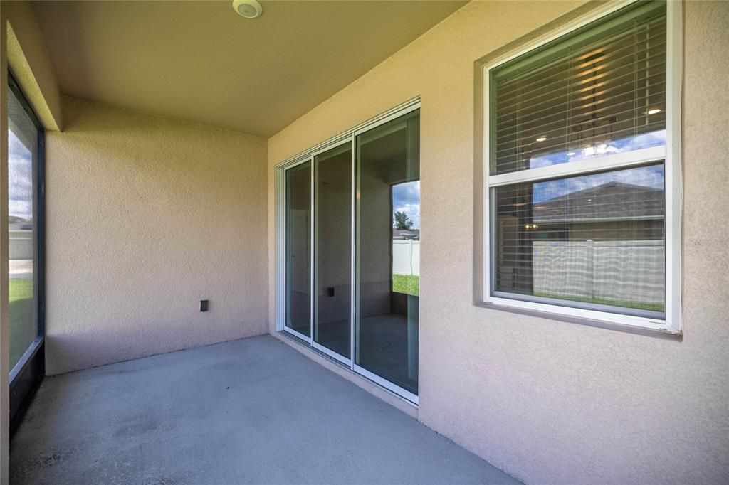 For Rent: $2,000 (2 beds, 2 baths, 1850 Square Feet)