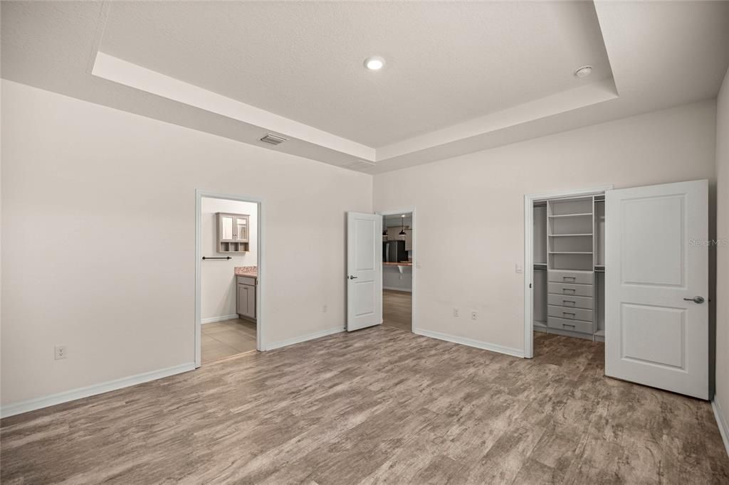 For Rent: $2,000 (2 beds, 2 baths, 1850 Square Feet)