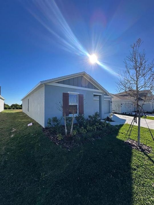 For Rent: $1,900 (3 beds, 2 baths, 1484 Square Feet)