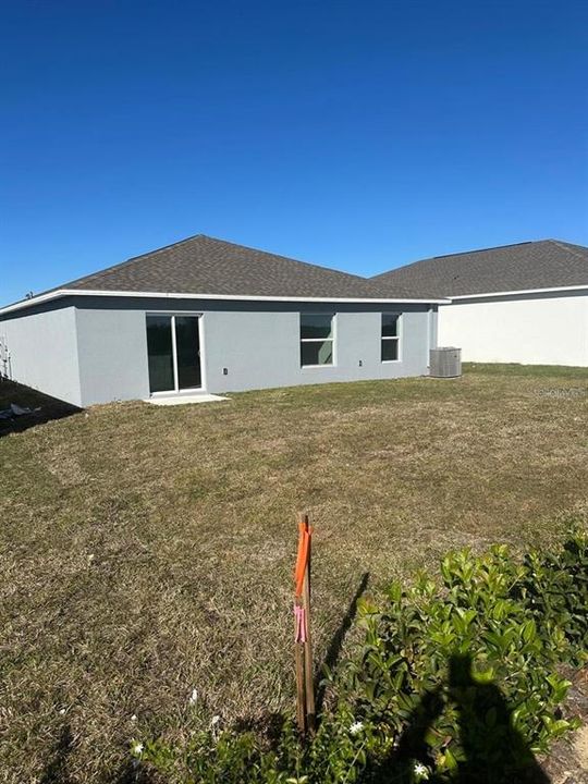 For Rent: $1,900 (3 beds, 2 baths, 1484 Square Feet)