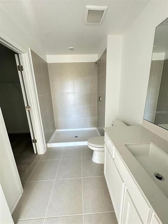 For Rent: $1,900 (3 beds, 2 baths, 1484 Square Feet)