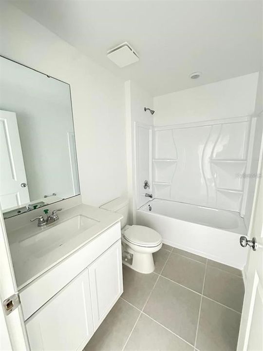 For Rent: $1,900 (3 beds, 2 baths, 1484 Square Feet)