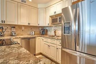 : $929,900 (2 beds, 2 baths, 1210 Square Feet)