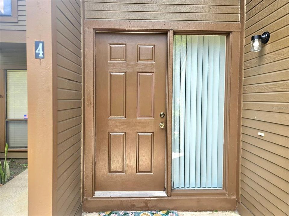 На продажу: $169,000 (2 спален, 2 ванн, 1098 Квадратных фут)