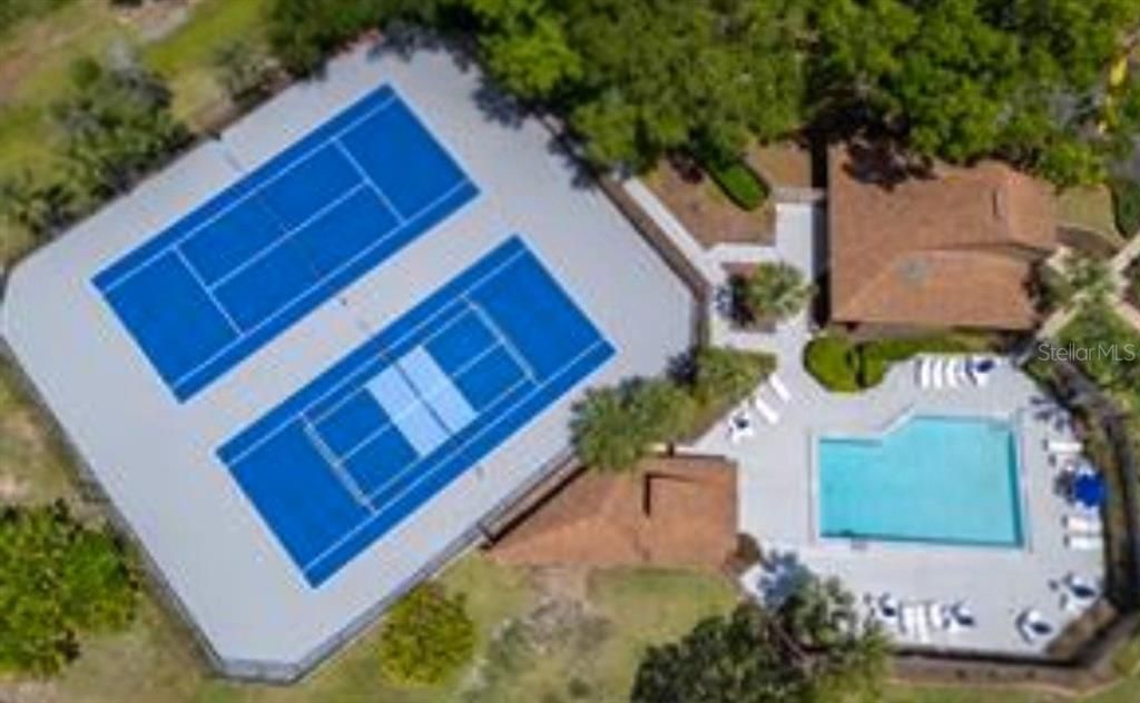 На продажу: $169,000 (2 спален, 2 ванн, 1098 Квадратных фут)