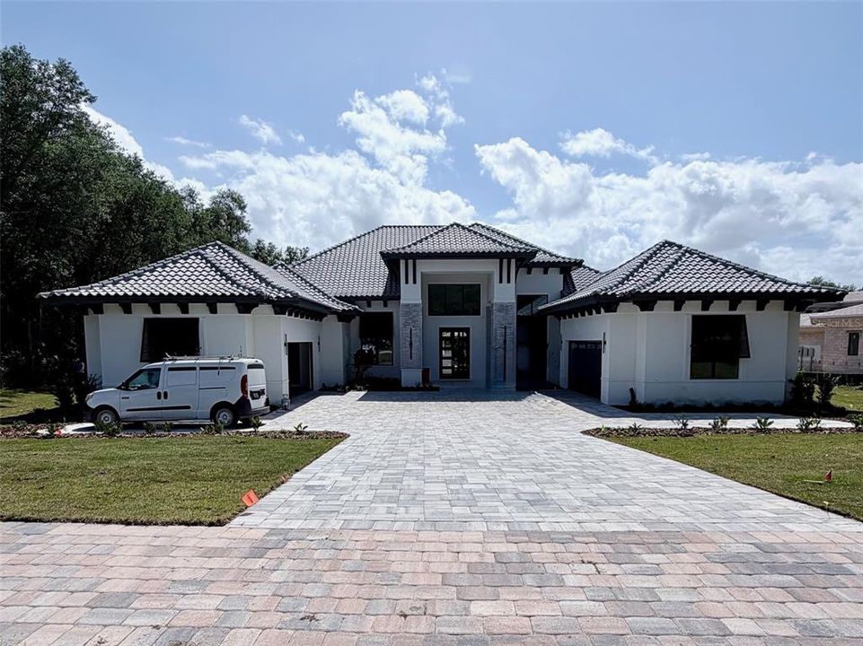 Recently Sold: $3,020,407 (5 beds, 5 baths, 5056 Square Feet)