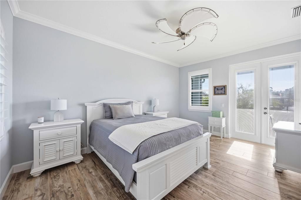 For Sale: $2,700,000 (4 beds, 4 baths, 3169 Square Feet)