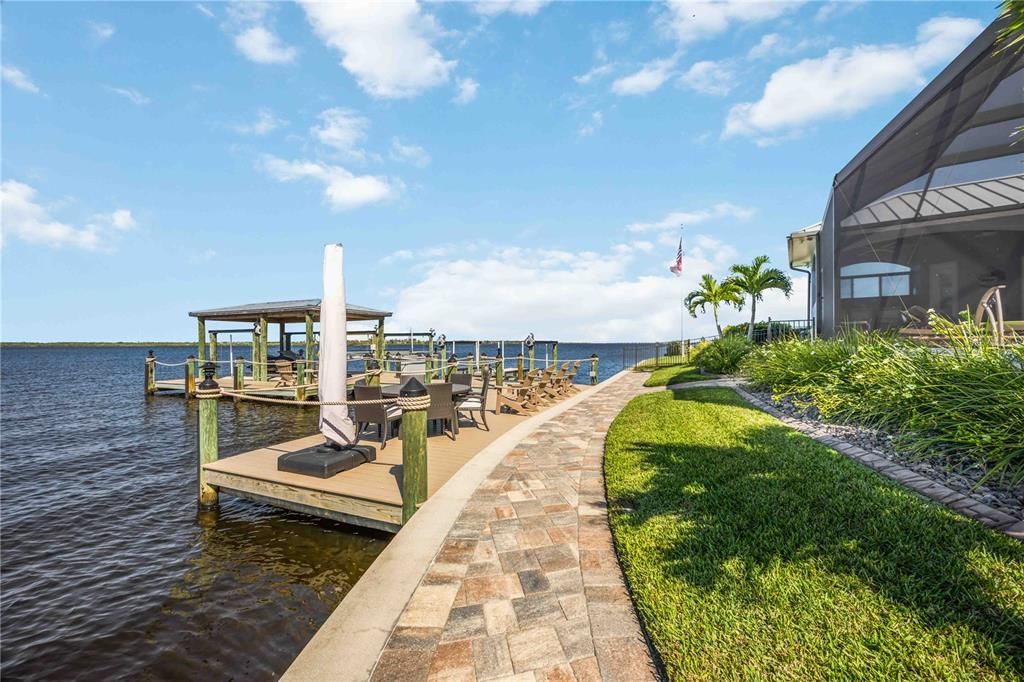 For Sale: $2,700,000 (4 beds, 4 baths, 3169 Square Feet)