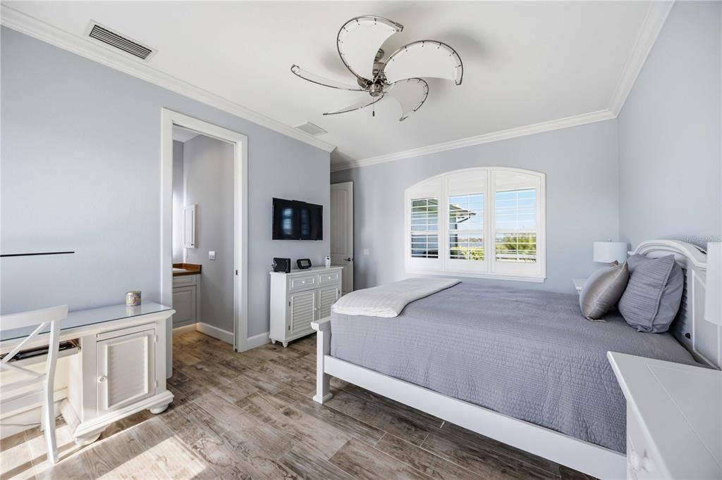 For Sale: $2,700,000 (4 beds, 4 baths, 3169 Square Feet)