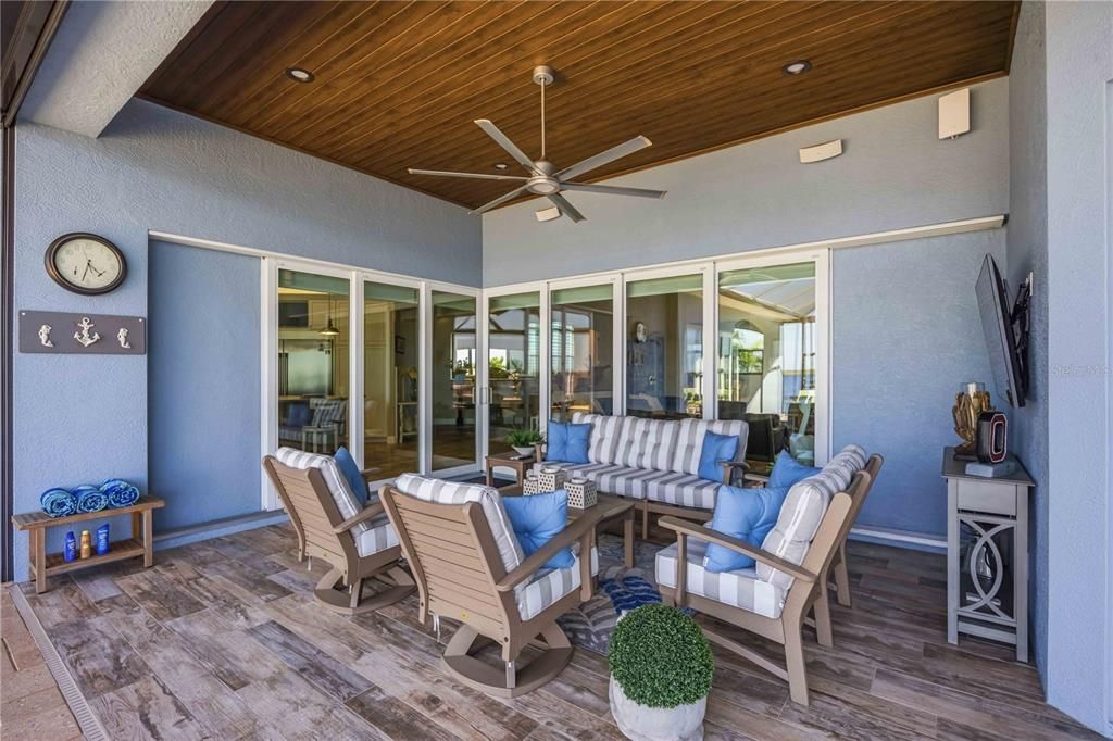 For Sale: $2,700,000 (4 beds, 4 baths, 3169 Square Feet)