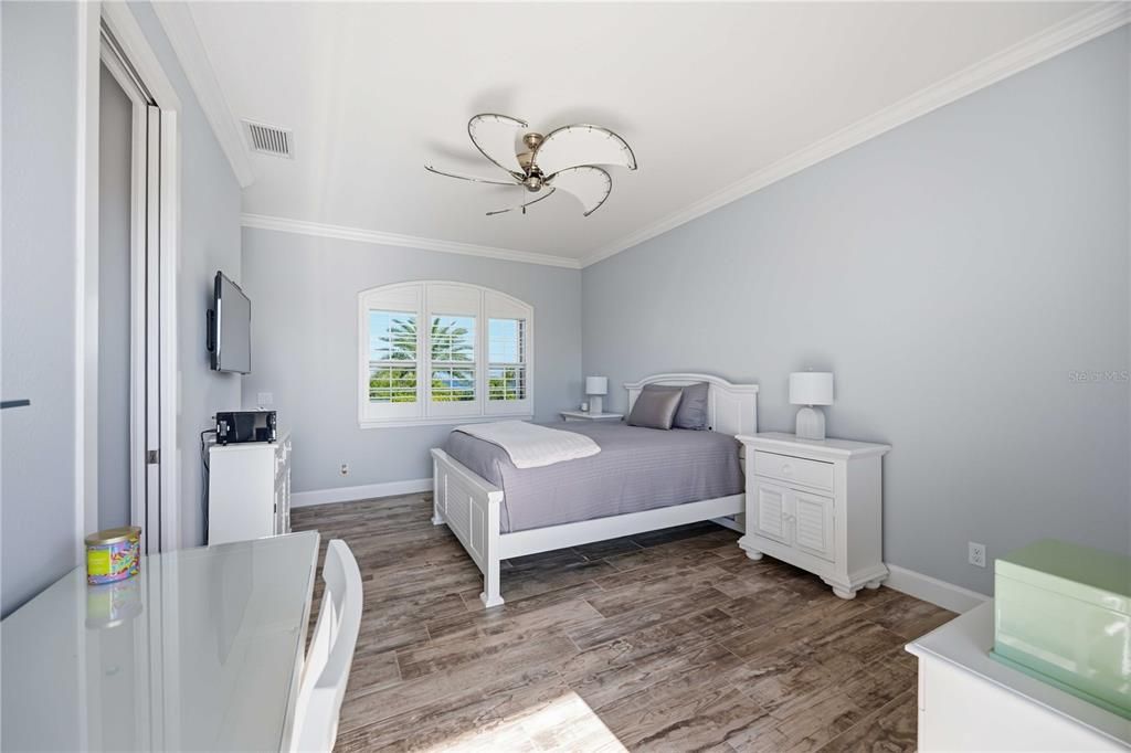 For Sale: $2,700,000 (4 beds, 4 baths, 3169 Square Feet)