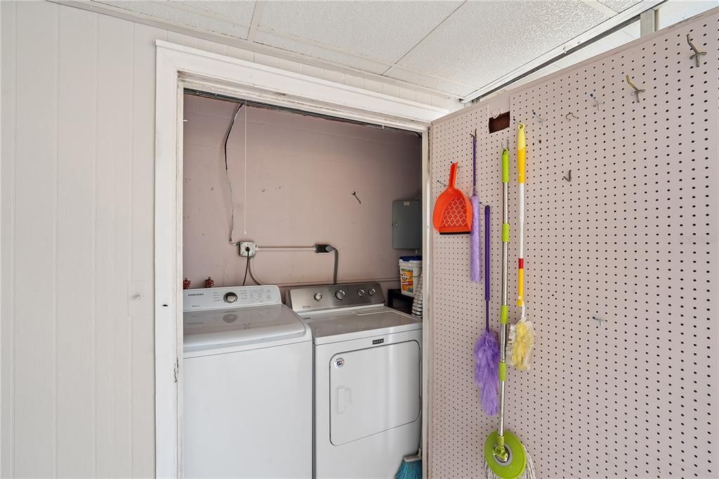 Activo con contrato: $195,000 (2 camas, 2 baños, 934 Pies cuadrados)