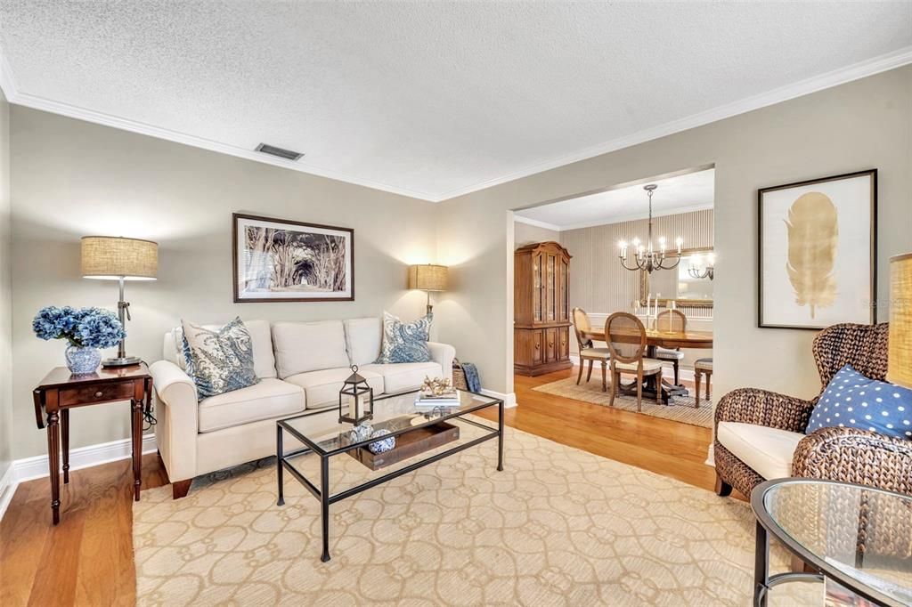 For Sale: $455,900 (3 beds, 2 baths, 1722 Square Feet)