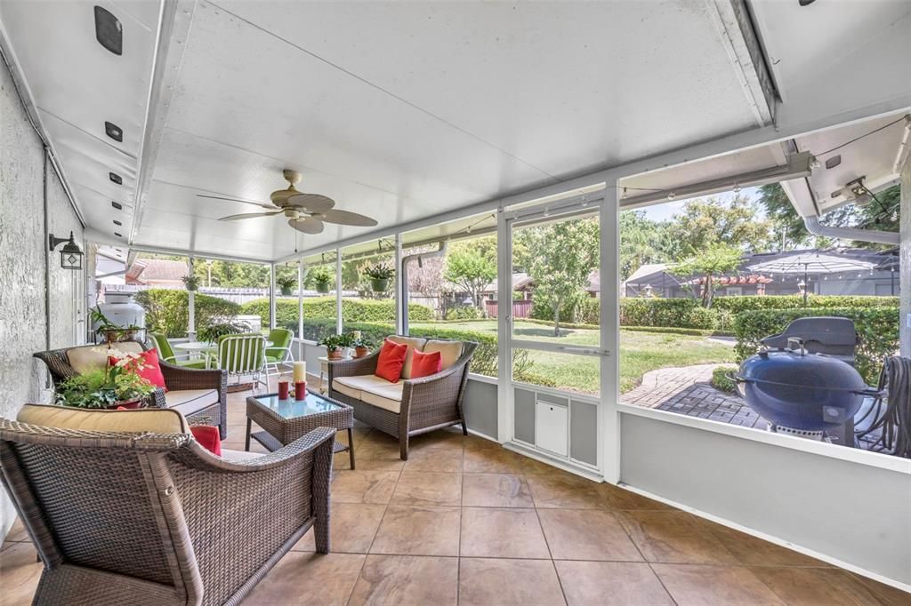 For Sale: $455,900 (3 beds, 2 baths, 1722 Square Feet)