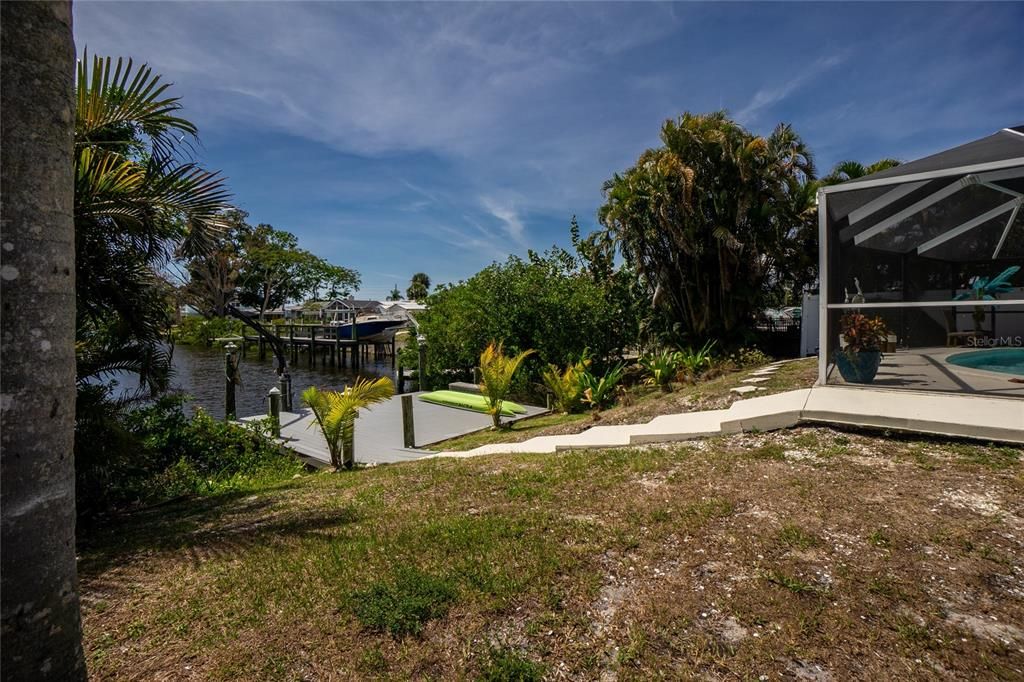 For Sale: $575,000 (2 beds, 2 baths, 1494 Square Feet)