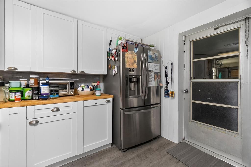 For Sale: $575,000 (2 beds, 2 baths, 1494 Square Feet)