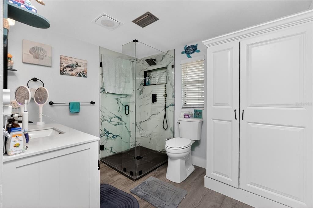 For Sale: $575,000 (2 beds, 2 baths, 1494 Square Feet)