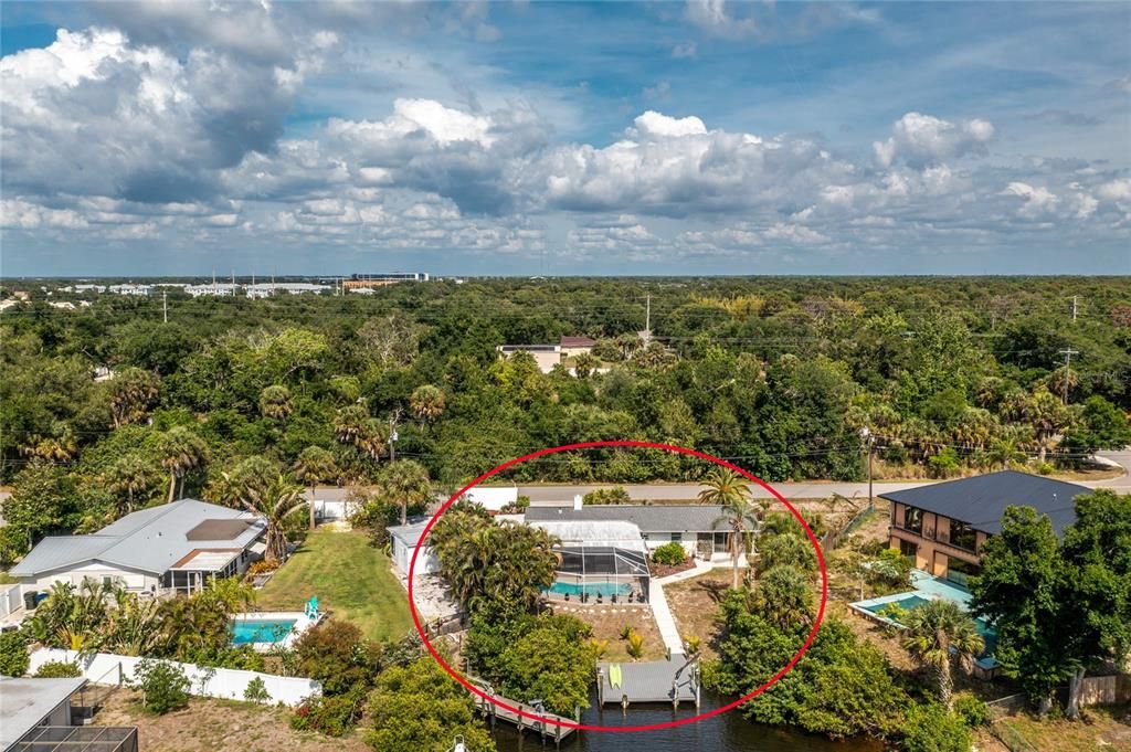 For Sale: $575,000 (2 beds, 2 baths, 1494 Square Feet)