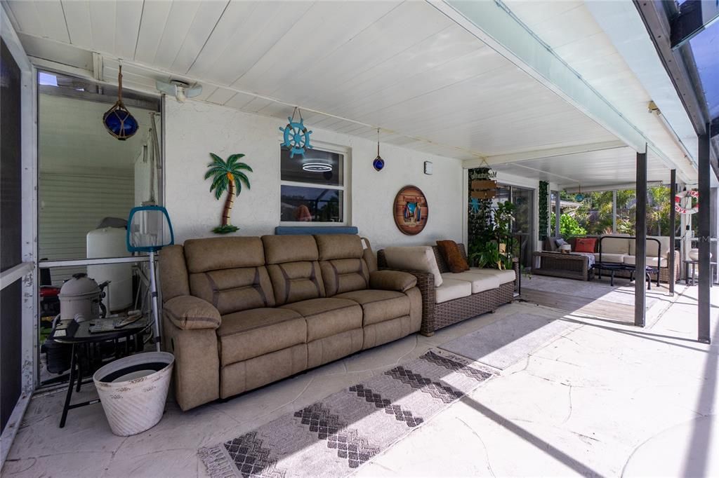 For Sale: $575,000 (2 beds, 2 baths, 1494 Square Feet)