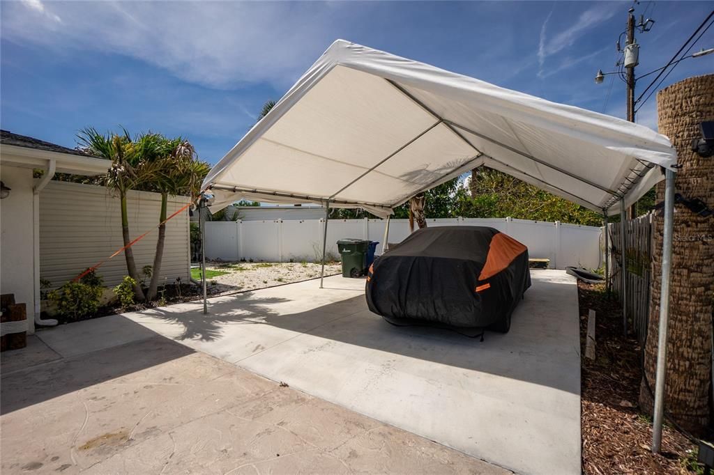 For Sale: $575,000 (2 beds, 2 baths, 1494 Square Feet)