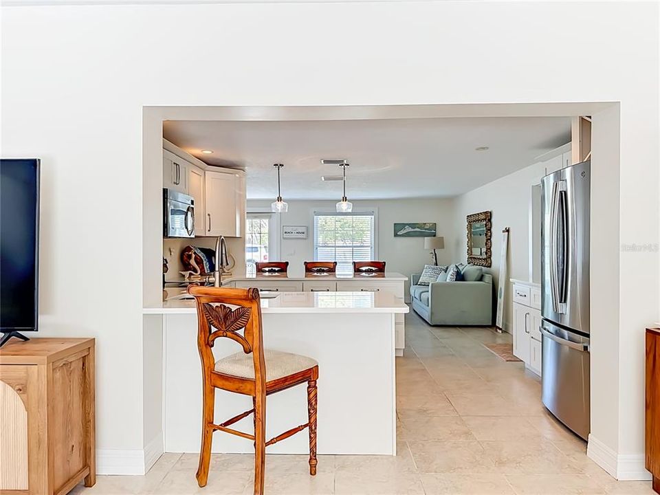 For Sale: $1,485,000 (3 beds, 2 baths, 1829 Square Feet)