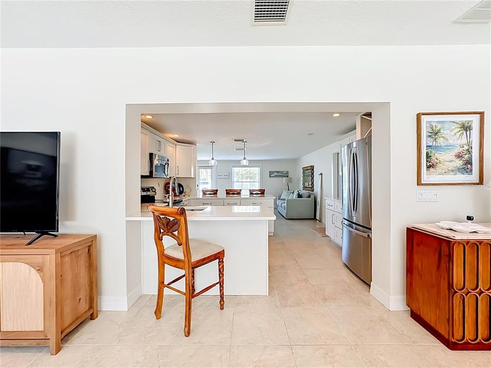 For Sale: $1,485,000 (3 beds, 2 baths, 1829 Square Feet)