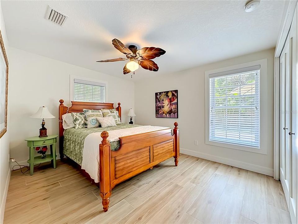 For Sale: $1,485,000 (3 beds, 2 baths, 1829 Square Feet)