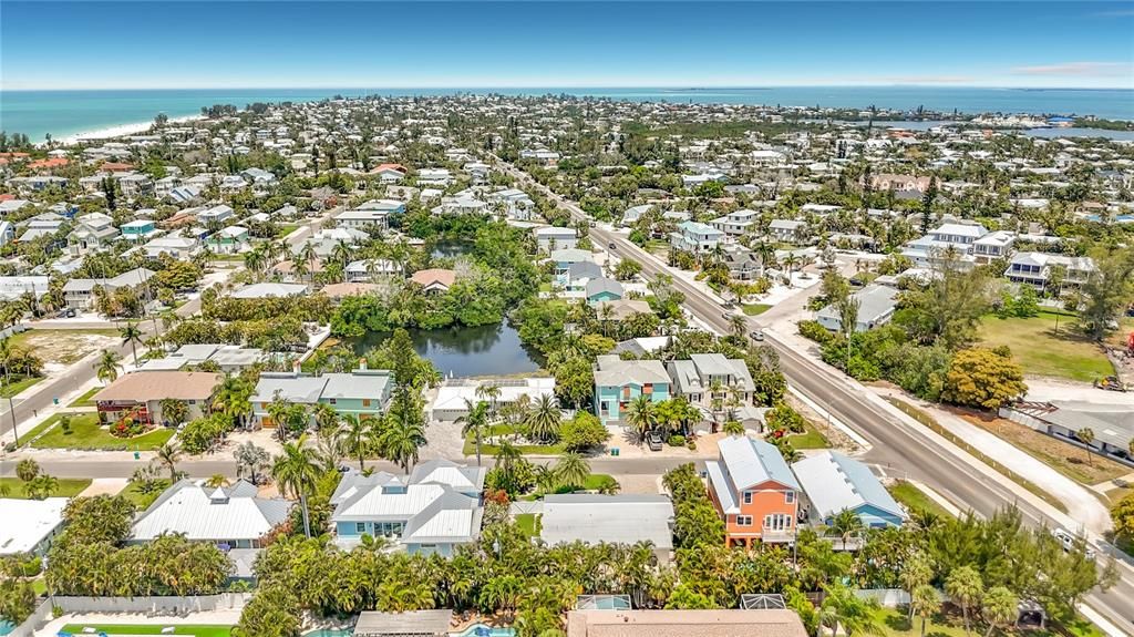For Sale: $1,485,000 (3 beds, 2 baths, 1829 Square Feet)