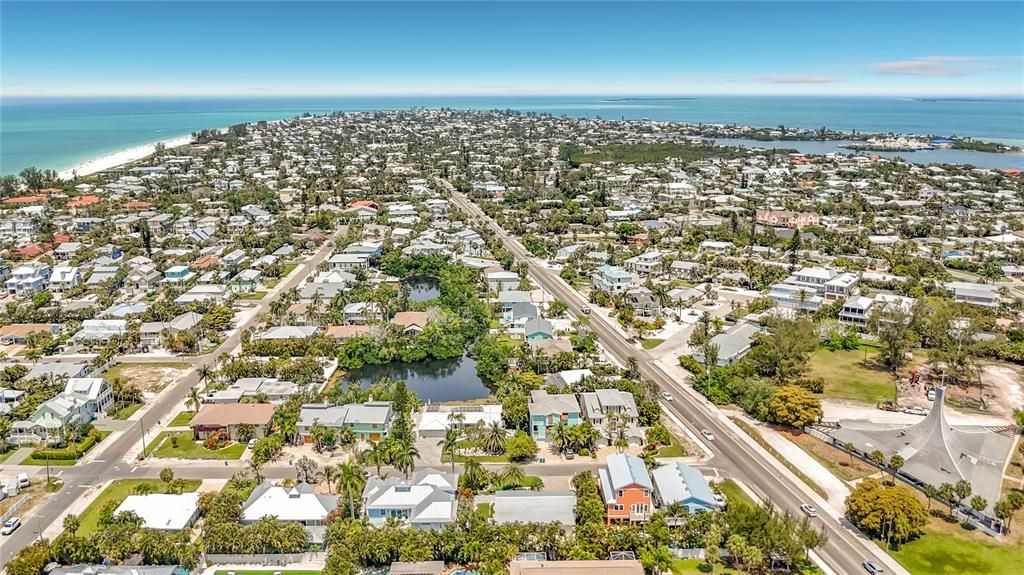 For Sale: $1,485,000 (3 beds, 2 baths, 1829 Square Feet)