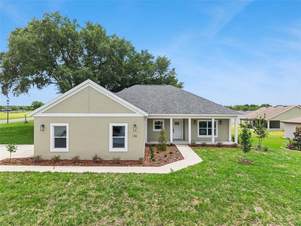 For Sale: $394,900 (3 beds, 2 baths, 1800 Square Feet)