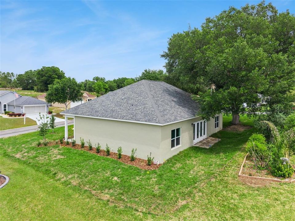 For Sale: $394,900 (3 beds, 2 baths, 1800 Square Feet)
