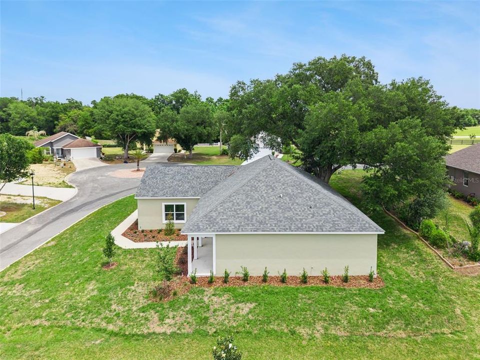 For Sale: $394,900 (3 beds, 2 baths, 1800 Square Feet)